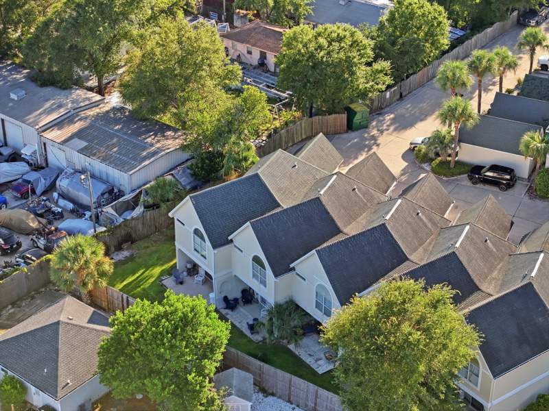 2 bedroom Townhouse at 235 Pelican Place #Unit 20, Pelican Place T/H East Lot 20, Destin — photo 3