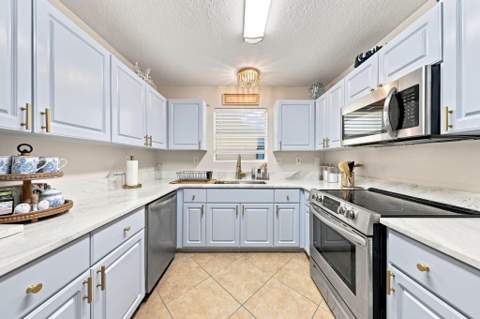 235 Pelican Place #Unit 20, Destin FL - photo 21 of 61