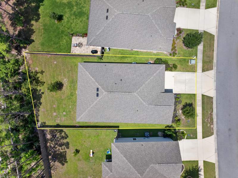 4 bedroom Detached Single Family at 380 This Way, Hammock Bay, Freeport — photo 5