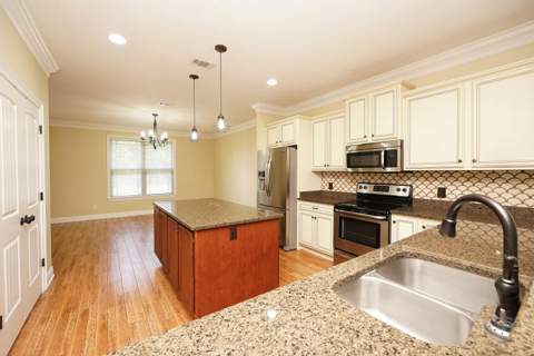 745 2Nd Avenue, Fort Walton Beach FL - photo 9 of 46