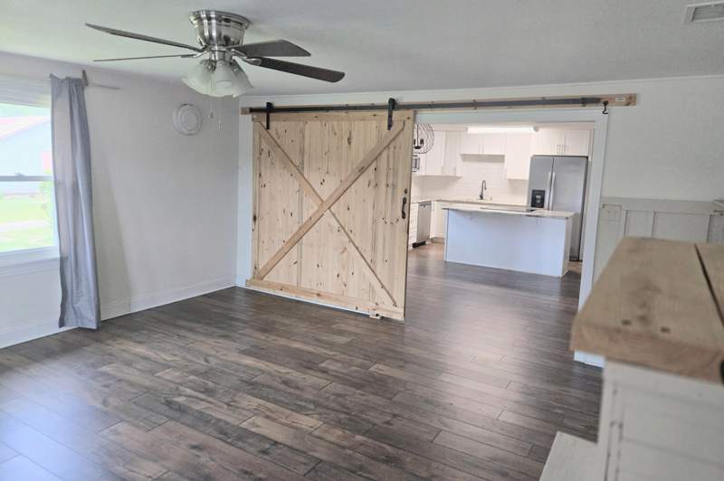 3 bedroom Detached Single Family at 5921 Jack Stokes Road, No Recorded Subdivision, Baker — photo 3