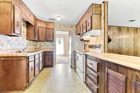 102 NW Cape Drive, Fort Walton Beach FL - photo 20 of 42