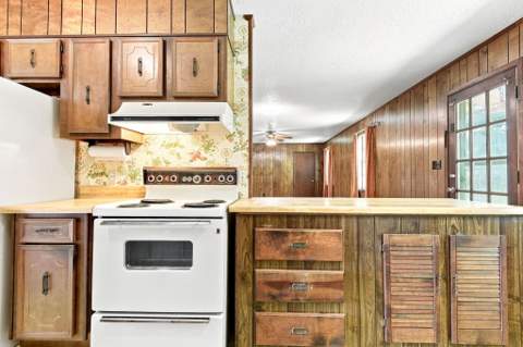 102 NW Cape Drive, Fort Walton Beach FL - photo 21 of 42