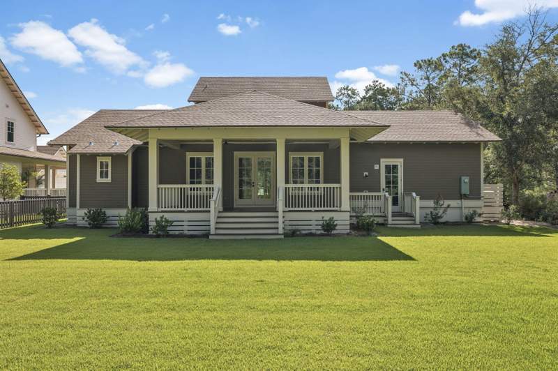 4 bedroom Detached Single Family at 43 Millstone Drive, Oak Grove at Eden's Landing, Point Washington — photo 2