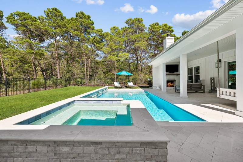4 bedroom Detached Single Family at 454 Ridge Road, Santa Rosa Ridge Unit 2, Santa Rosa Beach — photo 2