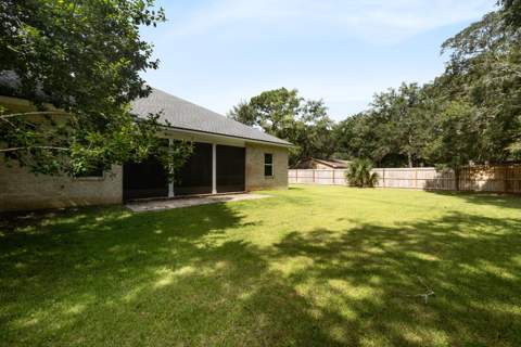 166 Grandview Avenue, Valparaiso FL - photo 9 of 43