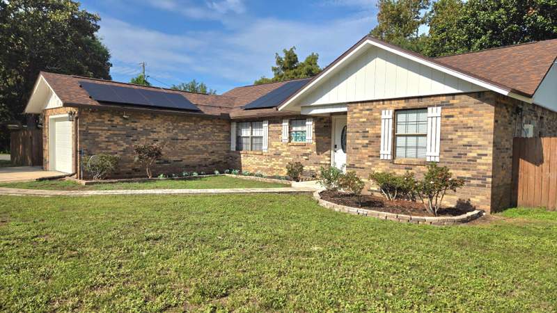 3 bedroom Detached Single Family at 411 Overstreet Drive, Eastwood 9th Addn, Destin — photo 2