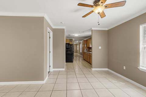 120 N Davis Lane, DeFuniak Springs FL - photo 6 of 36