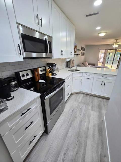 11 NW Poulton Drive #Unit E, Fort Walton Beach FL - photo 7 of 24