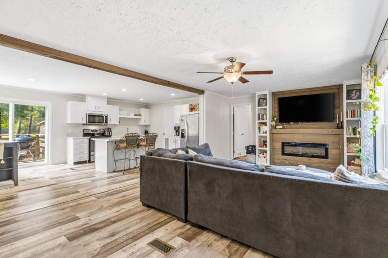 3 bedroom Manufactured Home at 645 W Violet, Oakwood Hills, DeFuniak Springs — photo 5