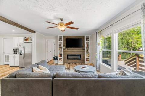 645 W Violet, DeFuniak Springs FL - photo 7 of 36