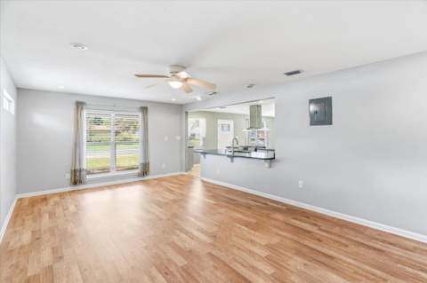 213 Newcastle Drive, Fort Walton Beach FL - photo 14 of 51