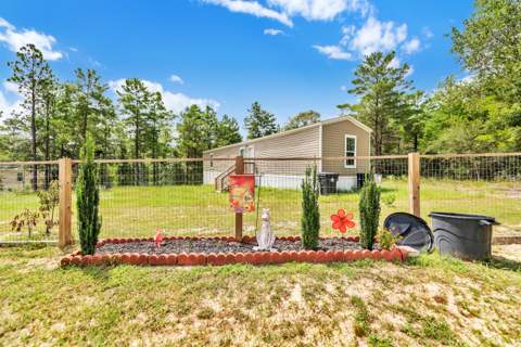 12 Candy Lane, DeFuniak Springs FL - photo 19 of 23
