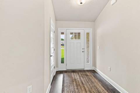 5908 Silvercrest Boulevard, Crestview FL - photo 11 of 47
