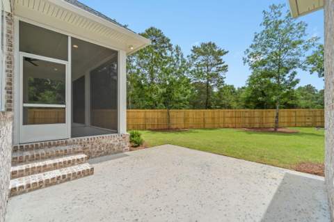 586 Tulip Tree Way, Niceville FL - photo 24 of 25