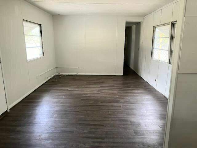 2 bedroom Mobile Home at 33 W Oleander Avenue, Oakwood Hills Unit 1, Mossy Head — photo 3
