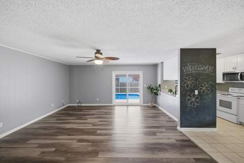 1130 Coral Drive, Niceville FL - photo 7 of 77