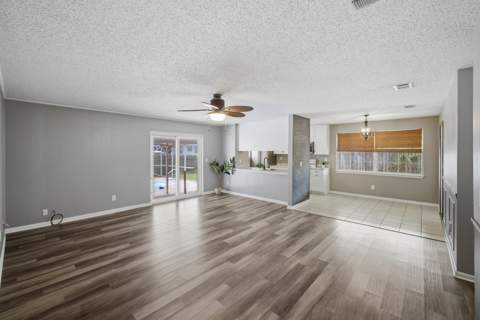 1130 Coral Drive, Niceville FL - photo 10 of 77