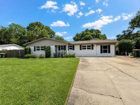 124 NW Sotir Street, Fort Walton Beach FL - photo 6 of 51