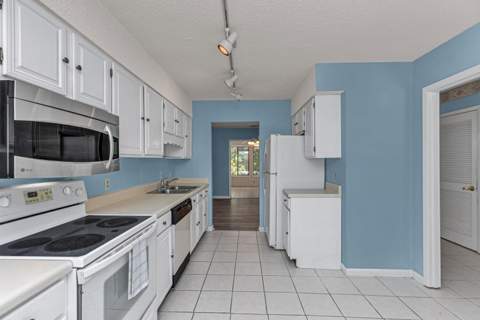 1000 Bay Drive #529, Niceville FL - photo 13 of 36