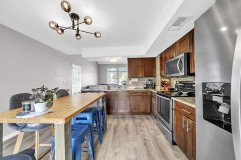 424 NW Village Court, Fort Walton Beach FL - photo 12 of 54