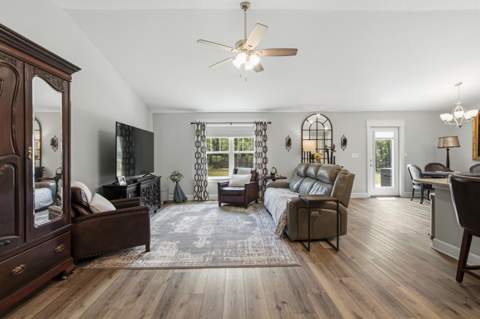 1092 Ten Lake Drive, DeFuniak Springs FL - photo 6 of 47