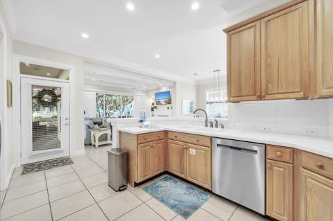 93 Cayman Cove, Destin FL - photo 15 of 59