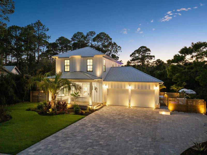 4 bedroom Detached Single Family at 349 Seabreeze Boulevard, Seabreeze, Inlet Beach — photo 3