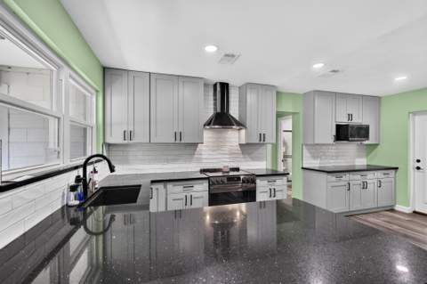 227 SW Coral Drive, Fort Walton Beach FL - photo 16 of 49