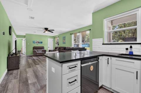 227 SW Coral Drive, Fort Walton Beach FL - photo 18 of 49