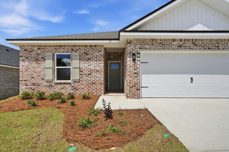 3 bedroom Detached Single Family at 80 Spooner Street, McCarthy Estates, DeFuniak Springs — photo 3