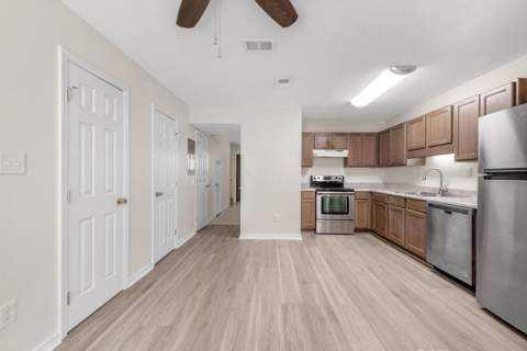 92 Bradford Street #11, Fort Walton Beach FL - photo 7 of 22