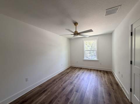 241 Grandview Avenue, Valparaiso FL - photo 24 of 34