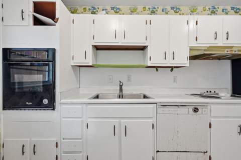 133 NW Robinwood Drive, Fort Walton Beach FL - photo 8 of 21