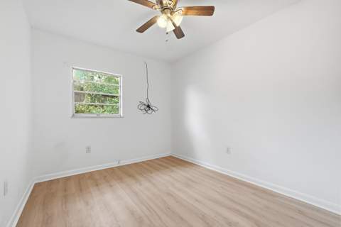 133 NW Robinwood Drive, Fort Walton Beach FL - photo 13 of 21