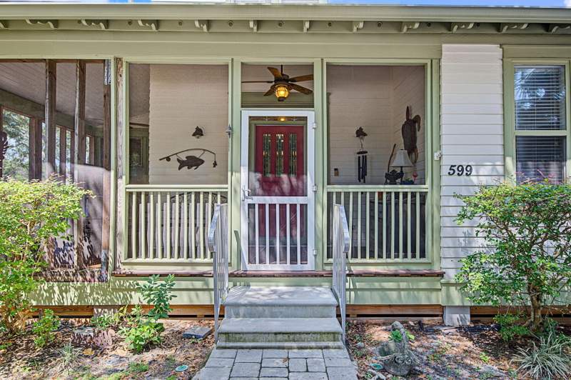 4 bedroom Detached Single Family at 599 Third Avenue, Kellys 3rd Addn To Destin, Destin — photo 4
