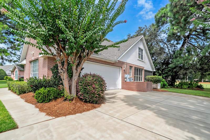 4 bedroom Detached Single Family at 928 The Masters Boulevard, Links At Shalimar Pointe, Shalimar — photo 3
