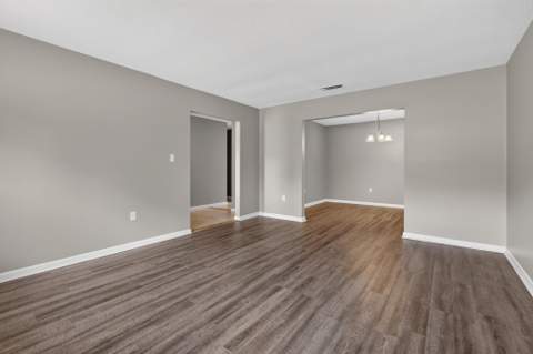 30 Walnut Avenue, Shalimar FL - photo 11 of 48