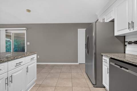 30 Walnut Avenue, Shalimar FL - photo 17 of 48