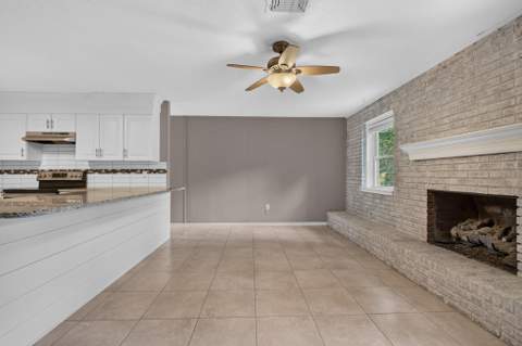 30 Walnut Avenue, Shalimar FL - photo 19 of 48