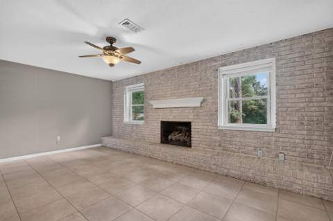 30 Walnut Avenue, Shalimar FL - photo 22 of 48
