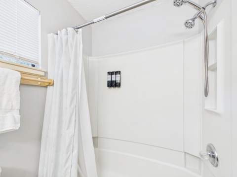 300 Yacht Club Drive #15, Niceville FL - photo 13 of 33