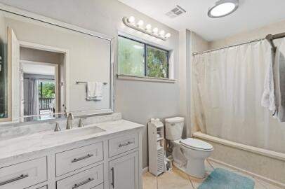 300 Yacht Club Drive #15, Niceville FL - photo 22 of 33