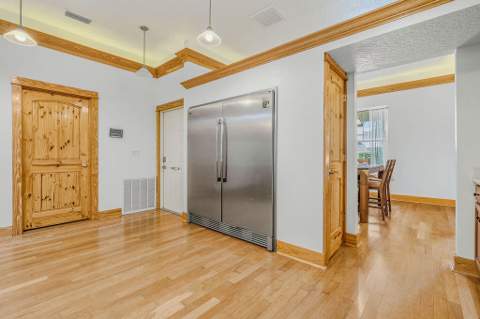 205 SE Alconese Avenue, Fort Walton Beach FL - photo 11 of 47