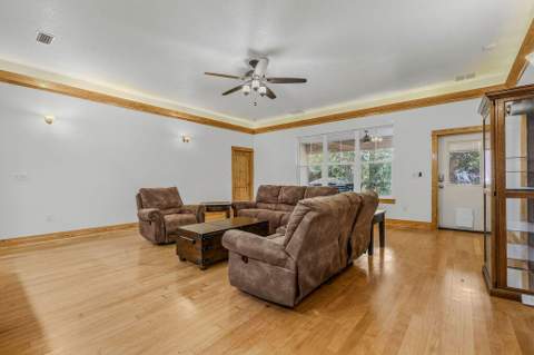 205 SE Alconese Avenue, Fort Walton Beach FL - photo 16 of 47