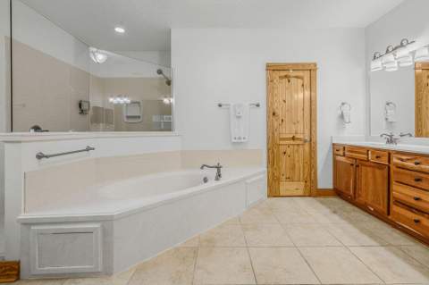 205 SE Alconese Avenue, Fort Walton Beach FL - photo 22 of 47