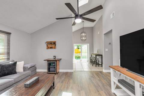 910 Linden Avenue, Niceville FL - photo 9 of 34