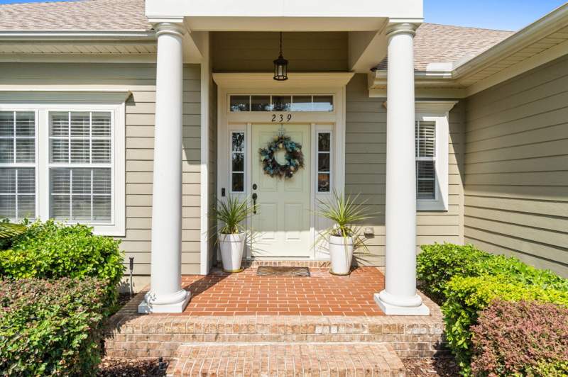 4 bedroom Detached Single Family at 239 Mango Lane, Hammock Bay, Freeport — photo 3
