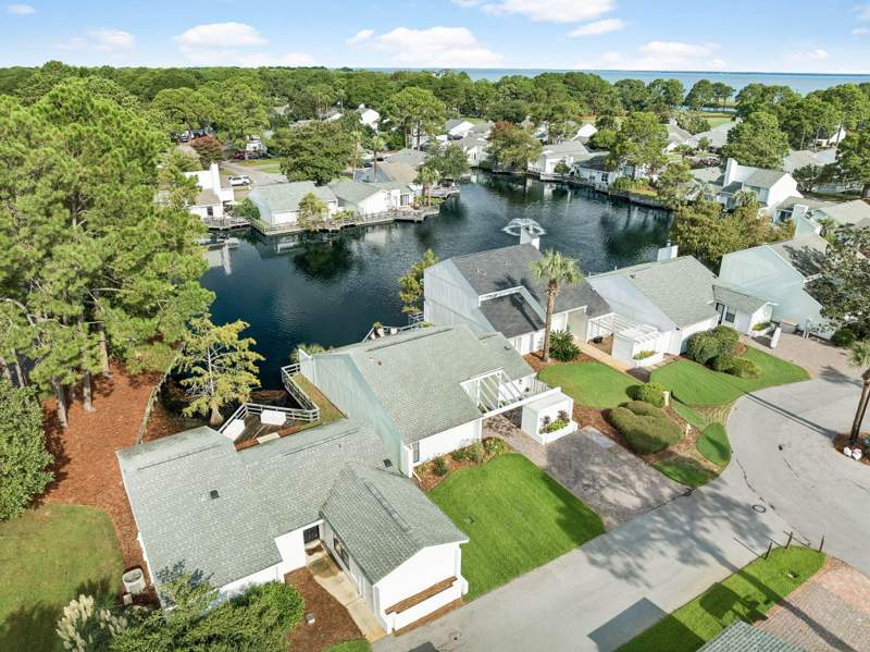3 bedroom Detached Single Family at 457 Linkside Place, Linkside Village Unit 1, Miramar Beach — photo 4