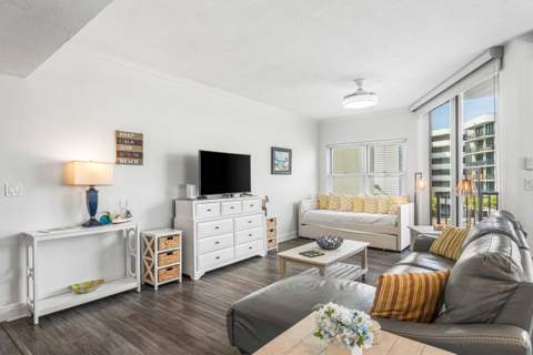 590 Santa Rosa Boulevard #301, Fort Walton Beach FL - photo 8 of 32